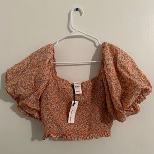 Newbury Kustom Women's Floral Print Smocked Cropped Short Puff Sleeve Top